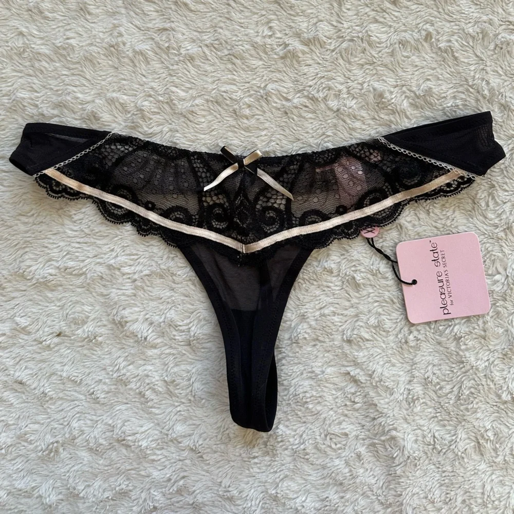 Victoria Secret Pleasure State Bustier Panty Set NWT